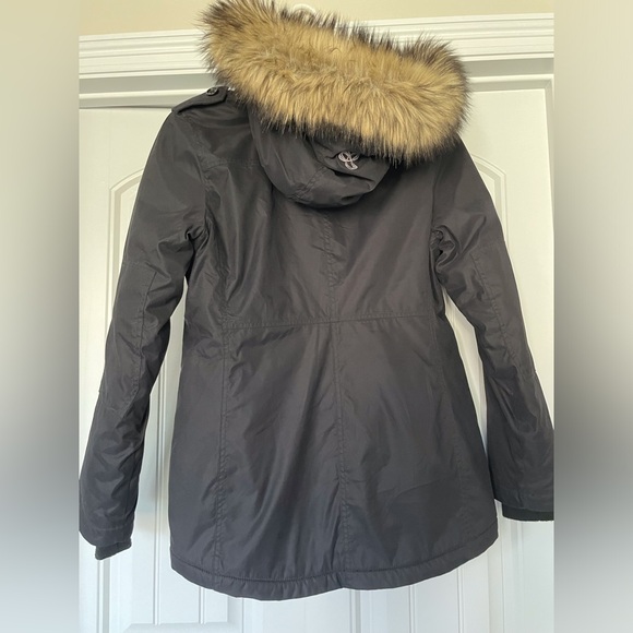 Tna Niseko Jacket with Hood - Picture 2 of 8